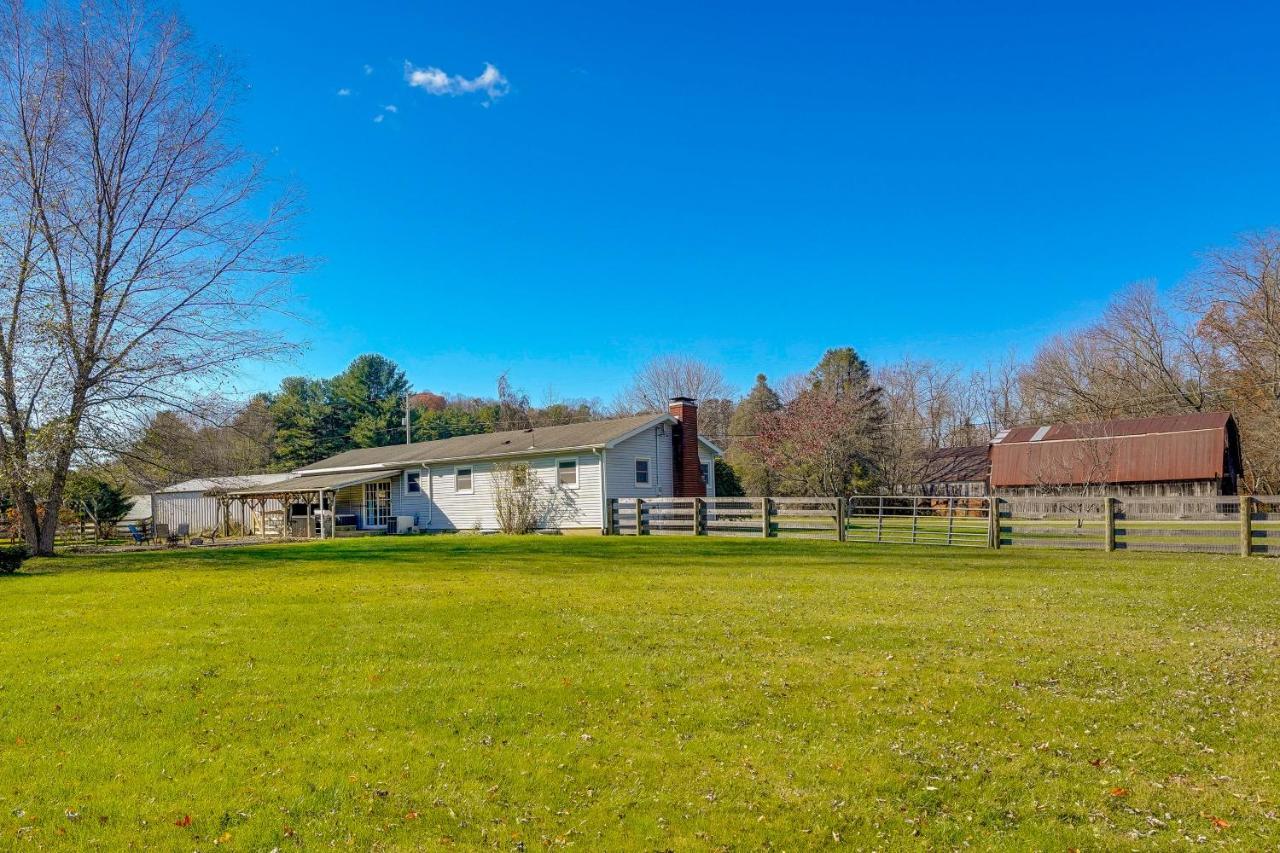 Villa Hocking Hills Hideaway With Hot Tub And Fire Pit! Logan Exterior foto